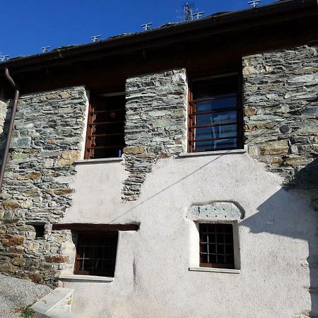 Appartamento Rosa Alpina Tra Il Casino E Le Terme Di Saint Vincent Buitenkant foto