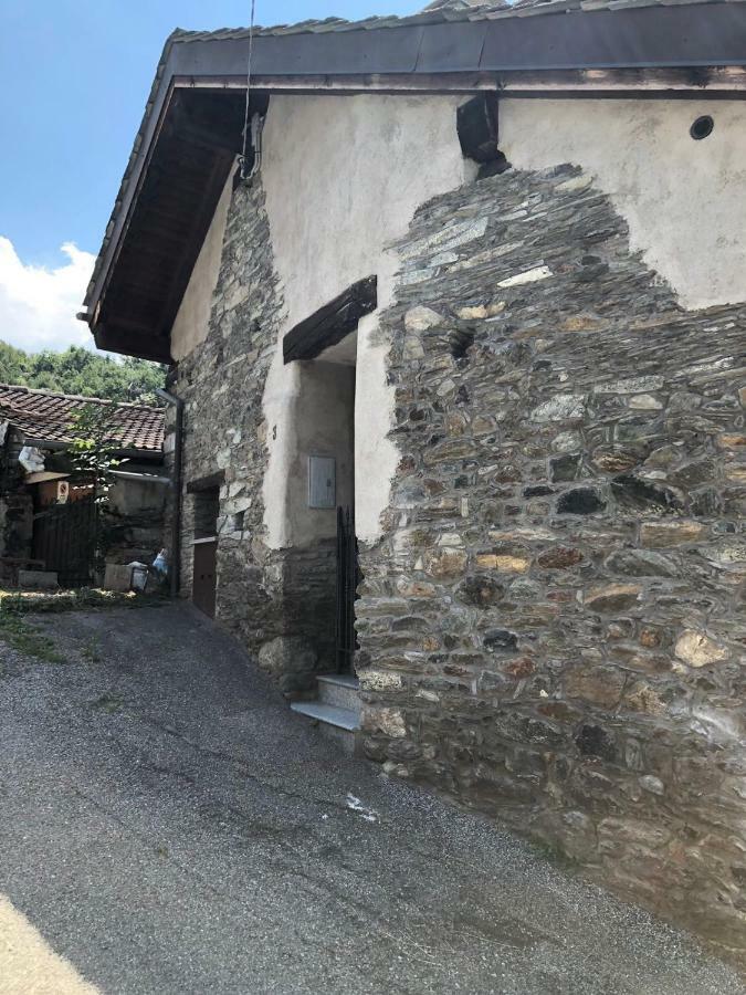 Appartamento Rosa Alpina Tra Il Casino E Le Terme Di Saint Vincent Buitenkant foto